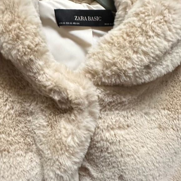 Zara fuzzy jacket- size XS - Picture 2 of 3